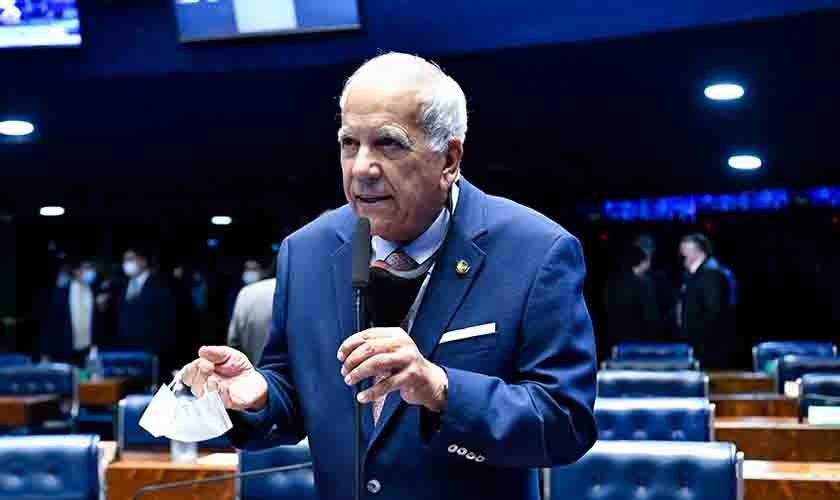 Oriovisto pede que Alcolumbre se afaste do comando da CCJ  