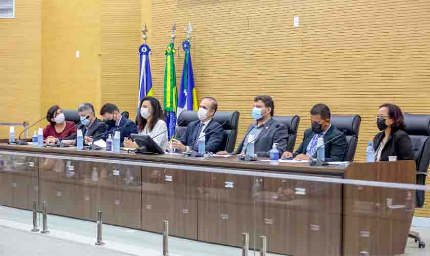 Audiência pública debate avaliação e diagnóstico do Plano Estadual de Educação