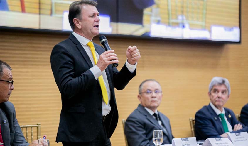 Luizinho Goebel pede segurança jurídica à Funai em RO