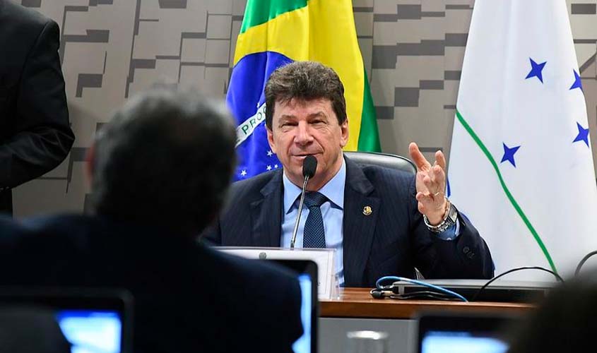 Cassol critica fiscalização do Ibama no Brasil