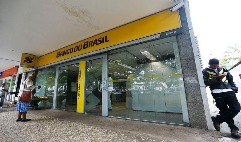 Bolsonaro: não existe intenção de privatizar BB e Caixa