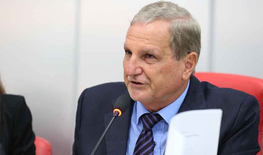 Deputado Adelino Follador propõe Lei que garante desconto no IPVA