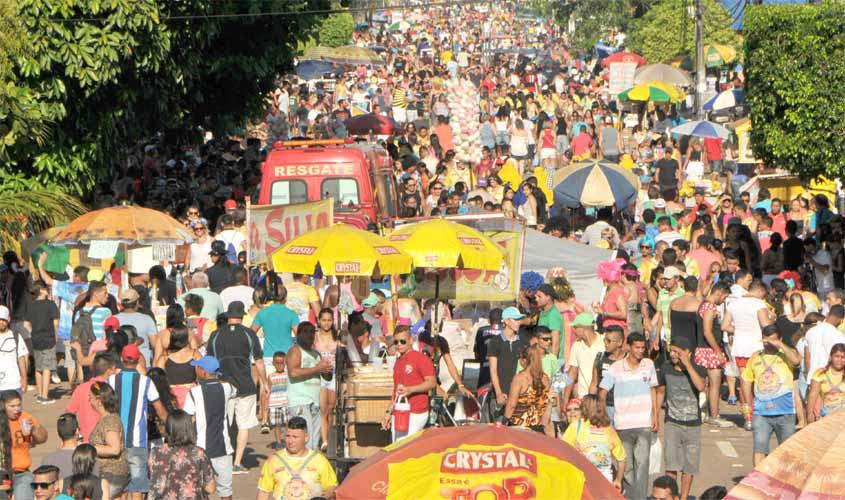 Ambulantes precisam solicitar licença para trabalhar no Carnaval