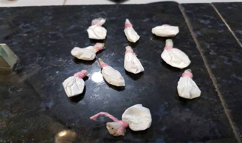 Preso do Urso Panda é flagrado com várias porções de cocaína dentro de cela