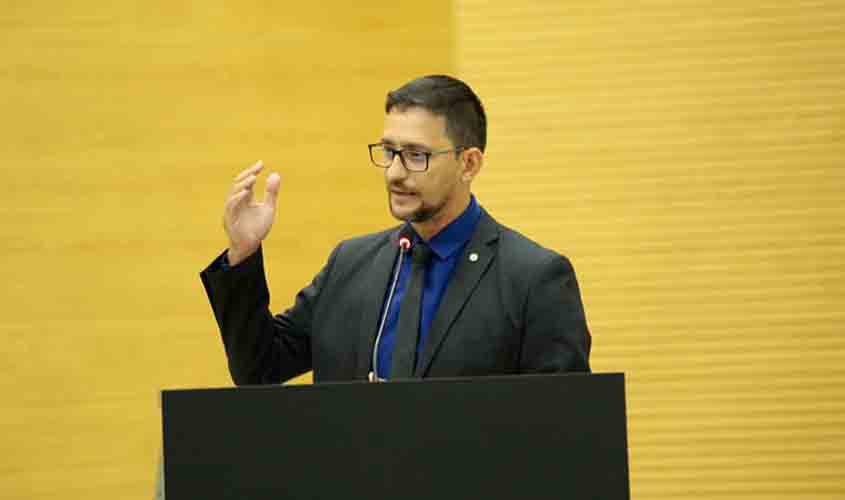 Em resposta ao deputado Anderson, Sesau esclarece esforço redobrado na expansão de leitos de UTIs para Covid, mas afirma que o grande empecilho é a falta de médicos