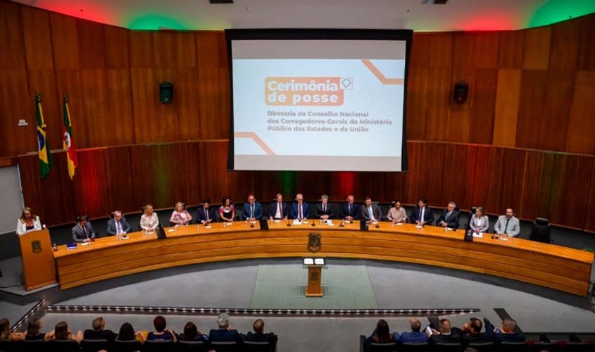 Corregedoria-Geral do MPRO participa de posse do CNCGMPEU
