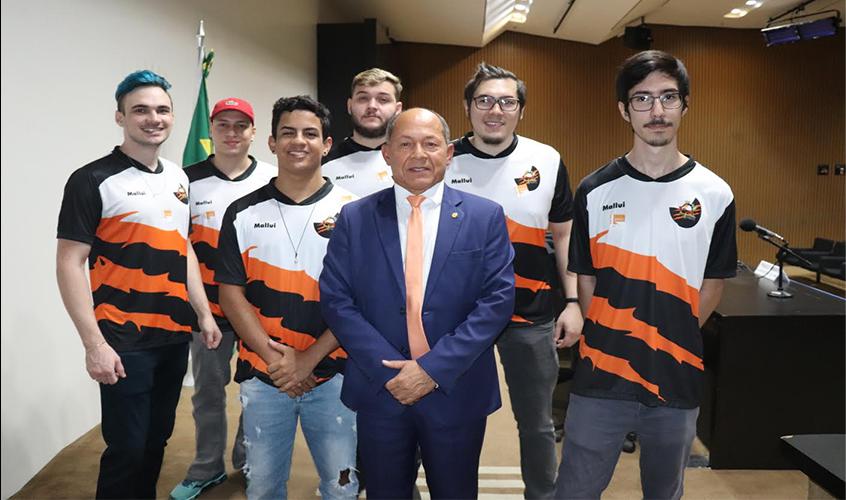 Deputado Federal Coronel Chrisostomo (PSL-RO) é aclamado no Lançamento da Frente Parlamentar em Prol dos Esportes Eletrônicos e Games