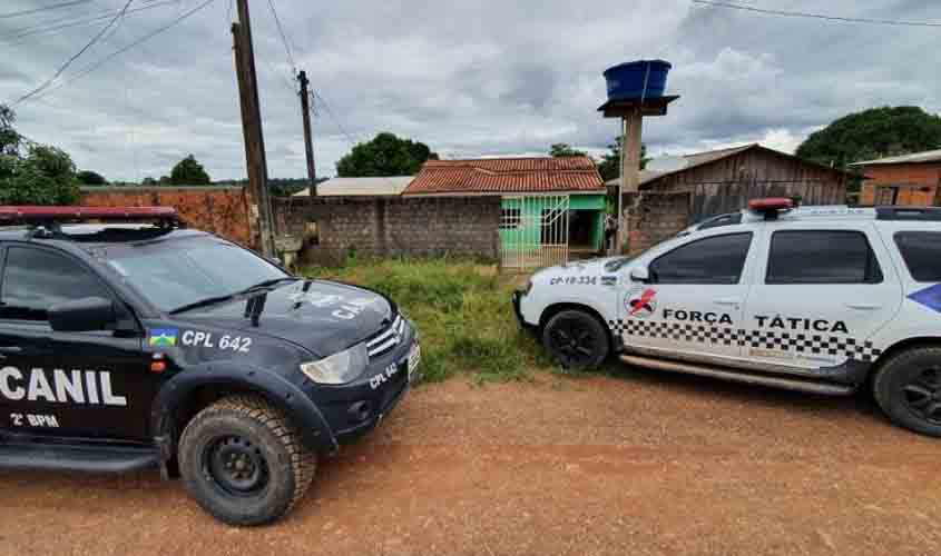 PM fecha boca de fumo e prende casal com drogas