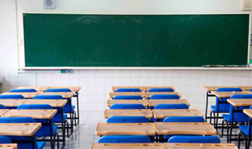 Plenário mantém critério de reajuste do piso nacional dos professores da educação básica