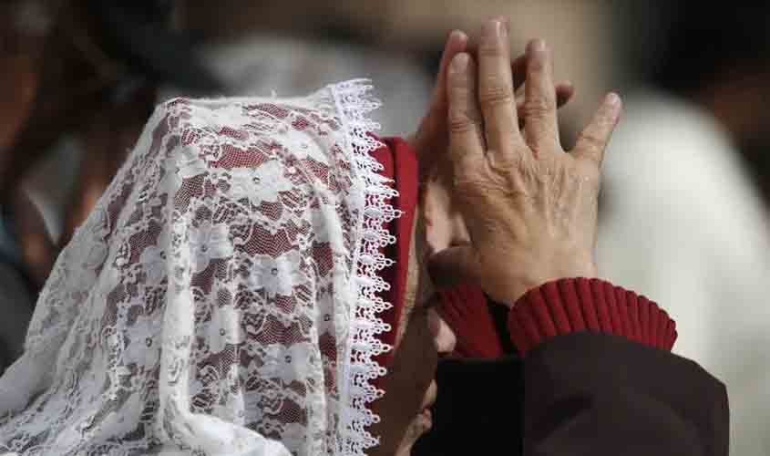 Católicos iniciam o período da Quaresma