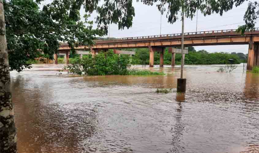 Prefeitura avisa que há risco de enchentes na rua Beira Rio, nos setores 02 e 03