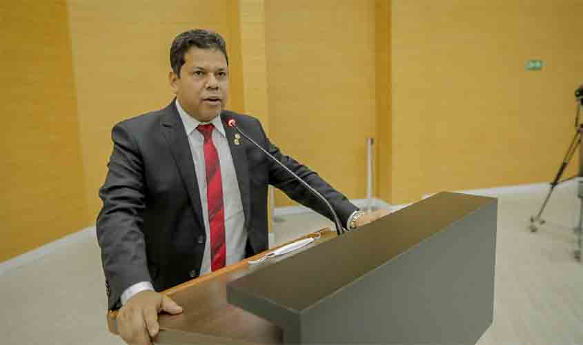 Jair Montes pede que Ministério Público investigue realizadores de festas clandestinas durante a semana santa em Porto Velho