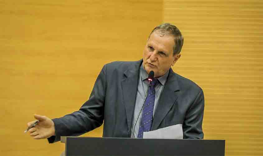 Adelino Follador cobra do DER agilidade nas licitações das pontes da RO-257