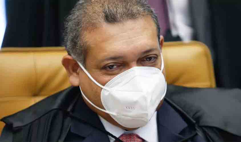 Decisão monocrática de Nunes Marques sobre cultos presenciais afrontou a ciência, o estado laico, a lei e a vida