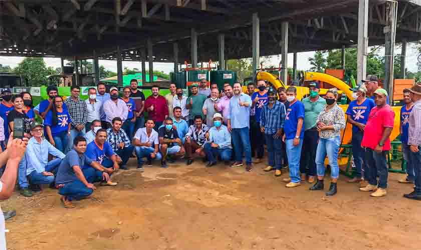 Associação Rancho Mariano, em Campo Novo, vai receber trator de pneus com grade niveladora