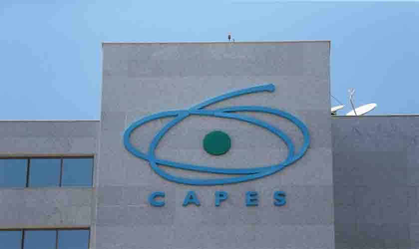 Universidade Aberta do Brasil oferece mais de 130 mil vagas