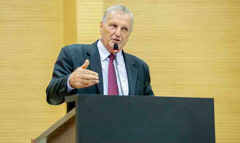 Follador defende sanção do projeto de especialização de condutor de ambulância