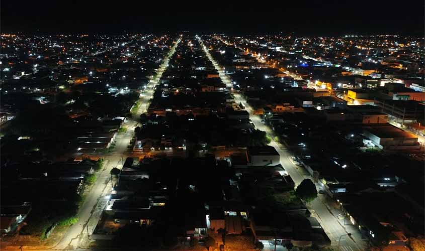 Prefeitura avança com iluminação de LED