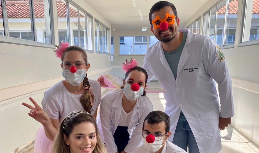 UNINASSAU realiza ações com crianças e adultos hospitalizados