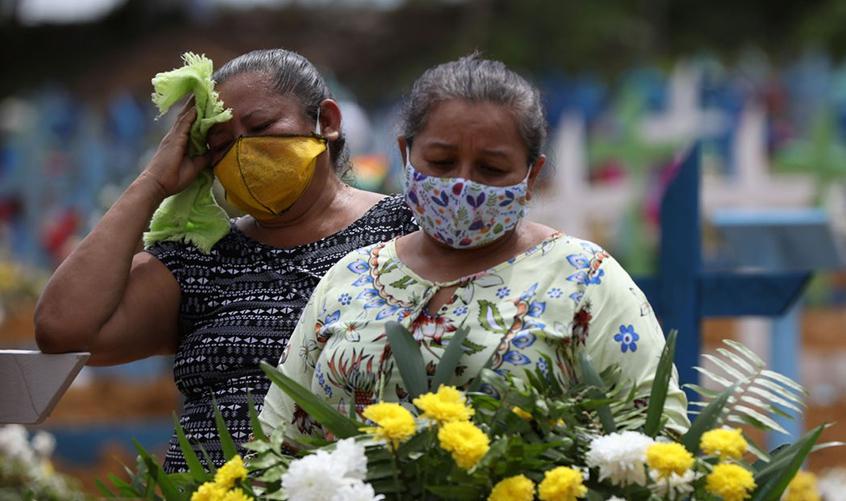 Covid-19: Brasil bate novo recorde de mortes registradas em um dia