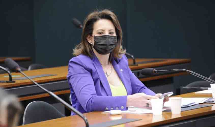 Jaqueline Cassol pede agilidade na regularização fundiária para proteger produtores rurais