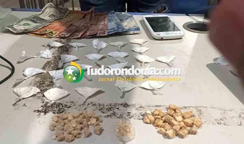 Polícia prende dupla em moto com porções de crack  e cocaína na região central