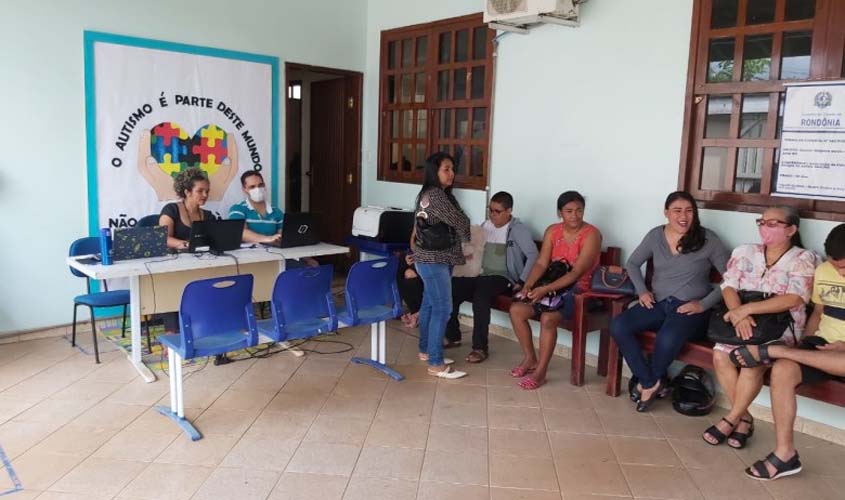 Prefeitura realiza cadastro e emissão da Carteira Municipal do Autista na AMA-RO
