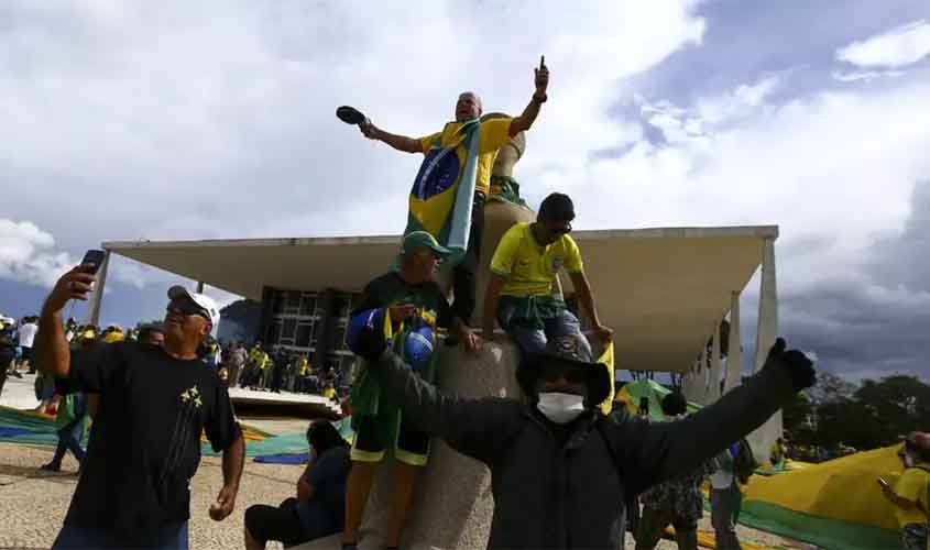 A vergonhosa proposta de perdão aos golpistas do 8 de janeiro