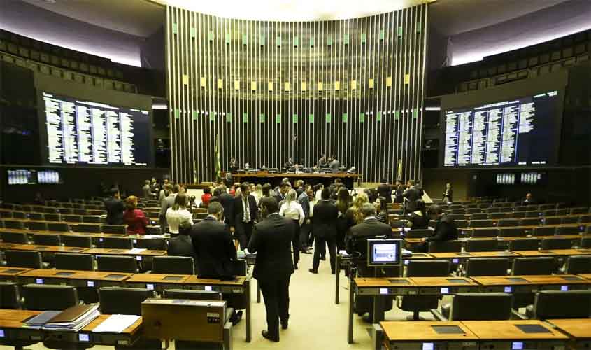 Câmara pode votar urgência para aumentar número de deputados federais