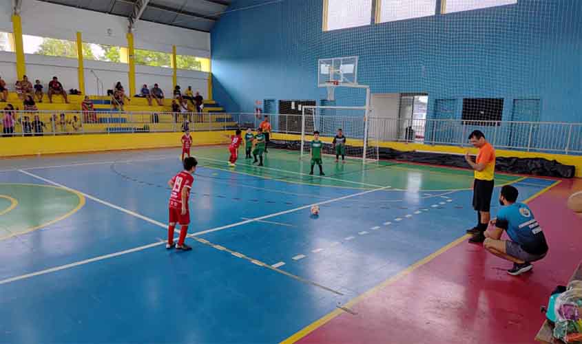Jogos das equipes Sub-8 masculino iniciam primeira fase classificatória do Madeirão