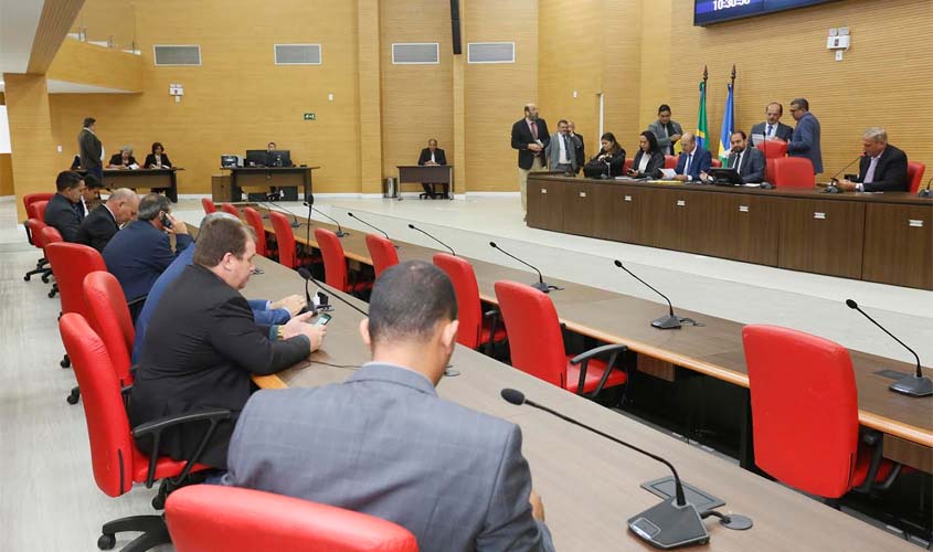 Assembleia Legislativa aprova PCCR dos servidores e reorganização do Tribunal de Contas do Estado