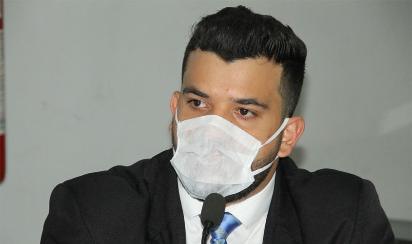 Welinton Fonseca solicita contratação de costureiras para fabricação de máscaras