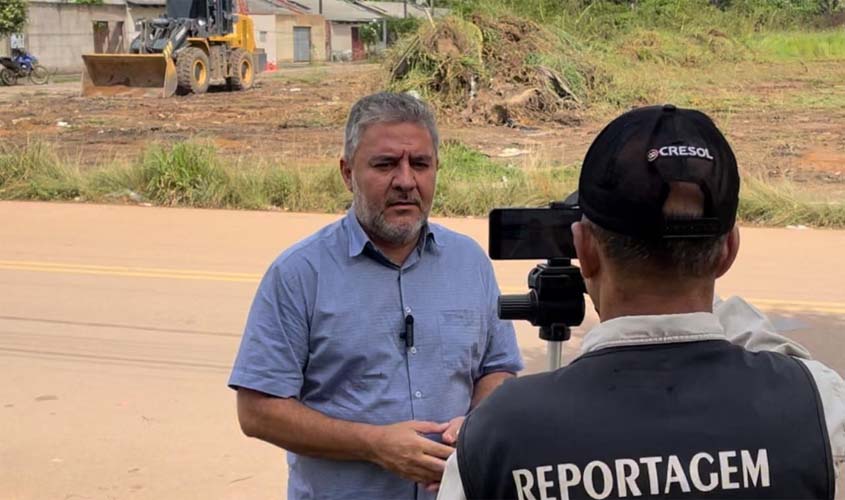 Vereador Everaldo Fogaça consegue limpeza de terreno no Orgulho do Madeira