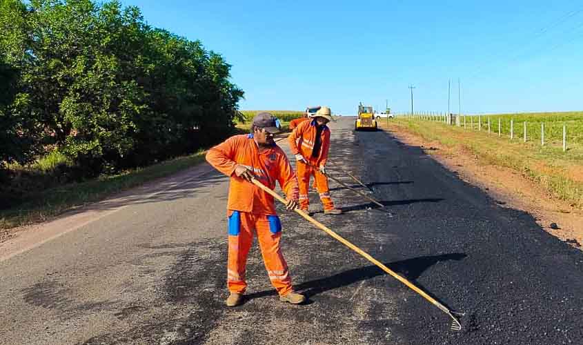 Rodovia-370 passa por infraestrutura asfáltica saindo e chegando, no Cone Sul
