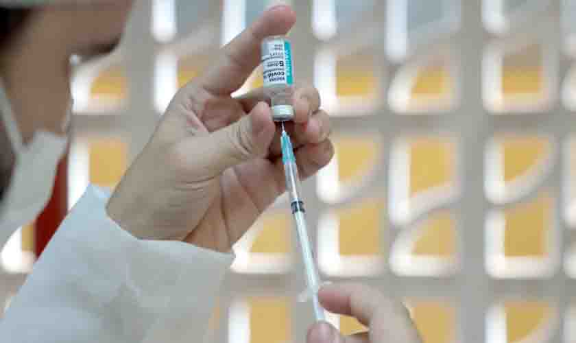 Vacinação contra a Covid-19 segue nesta segunda-feira na Uniron