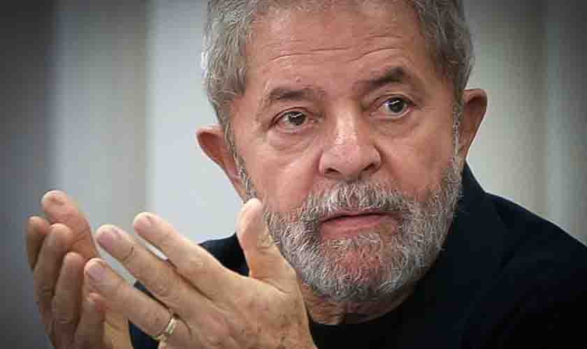 Pesquisa CNT/MDA mostra que Lula venceria Bolsonaro no 1º e 2º turnos