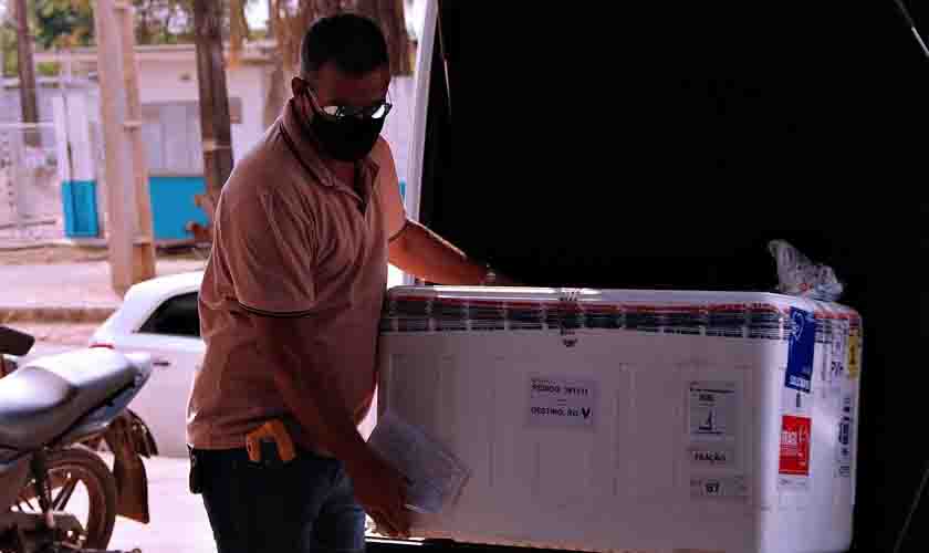 Rondônia recebe mais um lote com 11,6 mil doses de vacina contra a covid-19 do Ministério da Saúde
