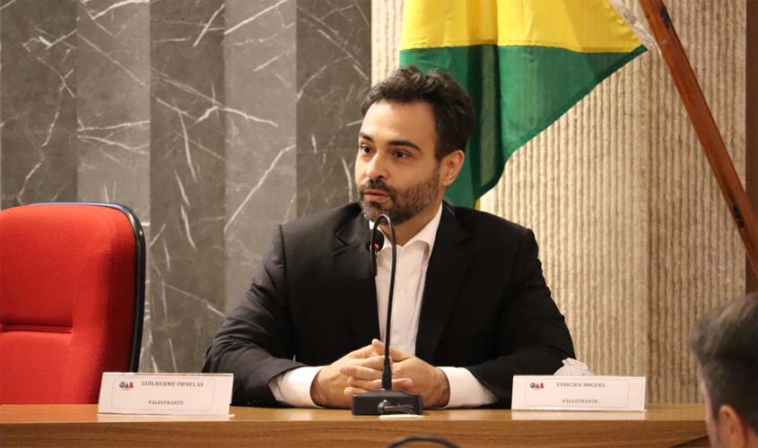 Vinicius Miguel defende a renda mínima como medida para combater o aumento da pobreza