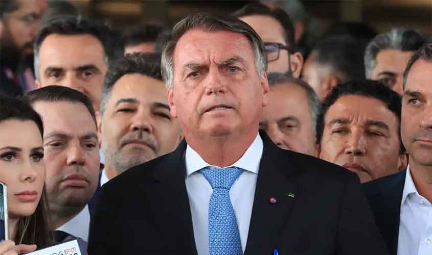 Moraes diz que Bolsonaro ignora e desrespeita o Supremo
