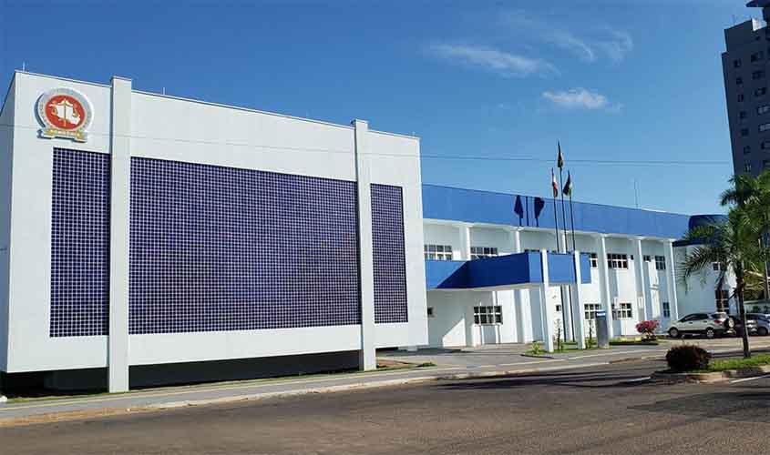 MP move ação contra odontóloga por lesões causadas em pacientes após cirurgias estéticas