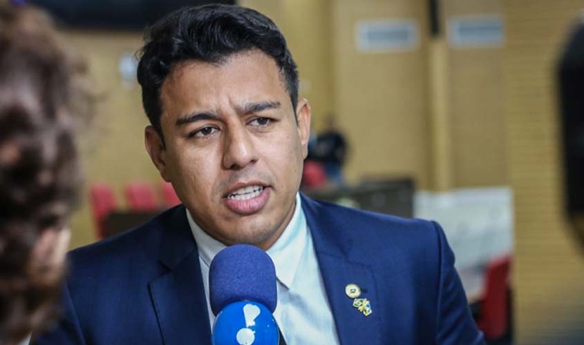 JUSTIÇA VÊ VANTAGEM IRREGULAR E MANDA RETIRAR PROPAGANDA DE FÚRIA EM 2 HORAS