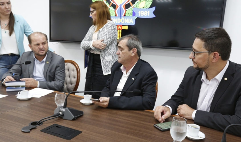 Deputado acompanha Comissão Especial em Espigão do Oeste