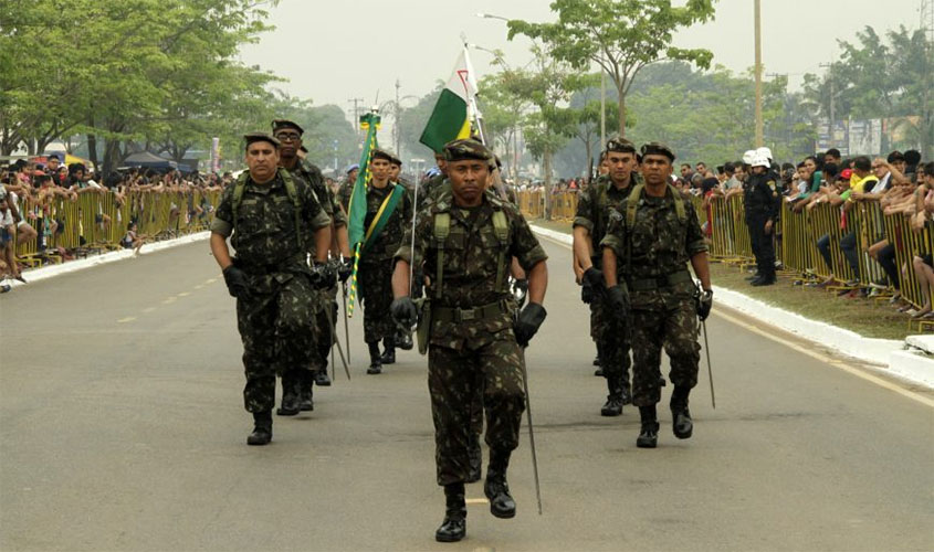 Militares e estudantes desfilam no 7 de Setembro no próximo sábado