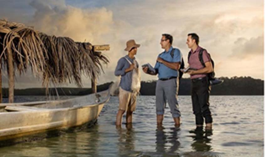 Após dois anos de pausa, Testemunhas de Jeová retornam à pregação de casa em casa