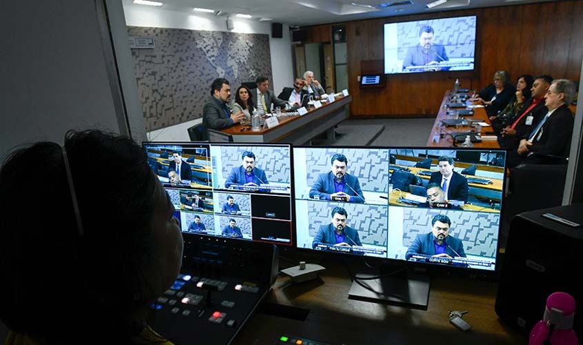 Plataformas digitais devem ser reguladas para coibir discurso de ódio, aponta CCS