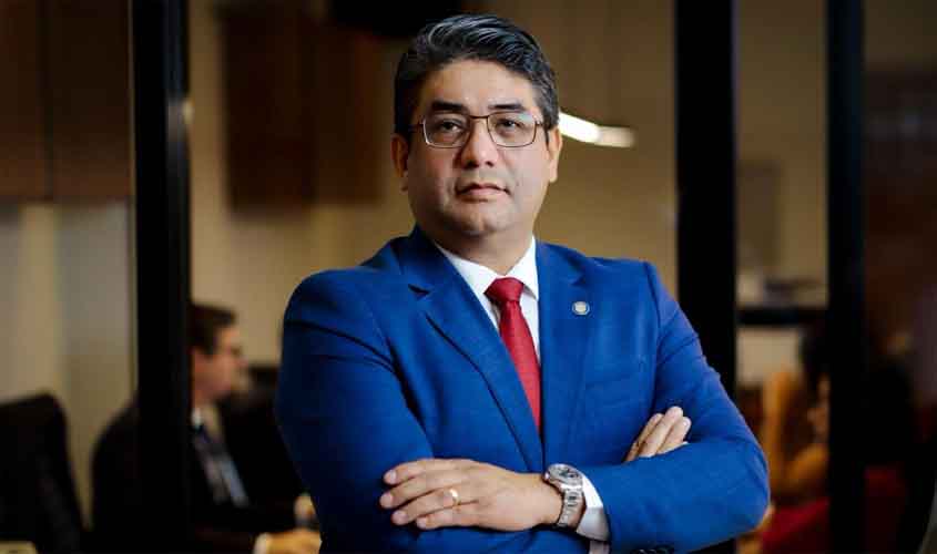 Entre a Lei e a reforma: A desincompatibilização na LC 64/90 e os avanços do PLP 192/2023