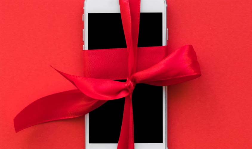 Objeto de desejo: Apple lança iPhone 17 e pesquisa aponta o aparelho como presente preferido das mulheres