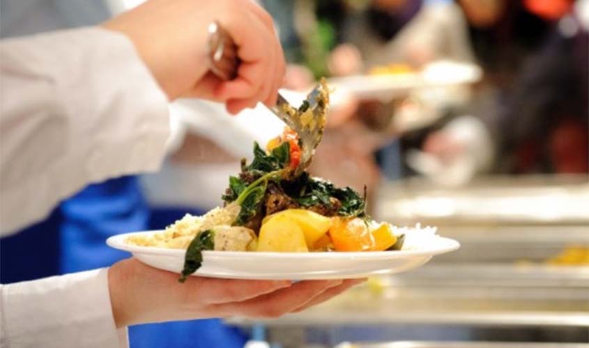 Habitação, transporte e alimentação estão entre os maiores gastos das famílias brasileiras