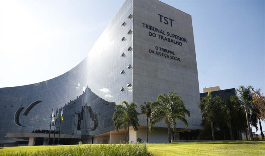 TST debate adicional de insalubridade para profissionais de saúde