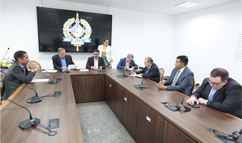 Comissão de Constituição e Justiça recebe esclarecimentos sobre emissão de certidões para a Energisa